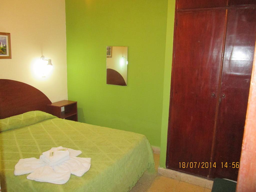 Nuevo Hotel Belgrano San Nicolás de los Arroyos 外观 照片